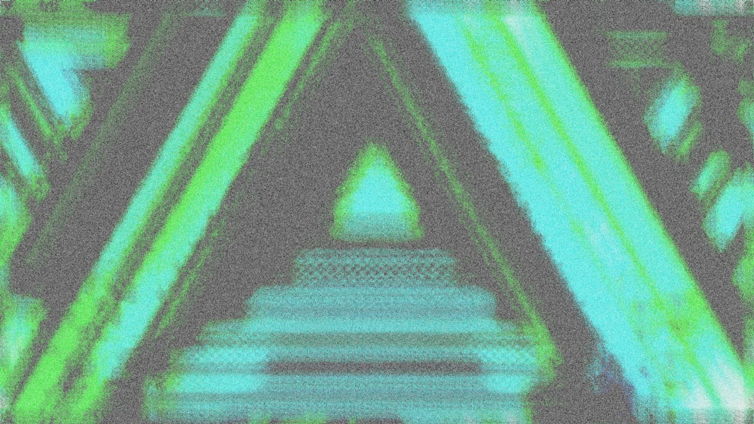 Yapay zeka tabanlı anomali tespit paneli ekranı ve grafikler