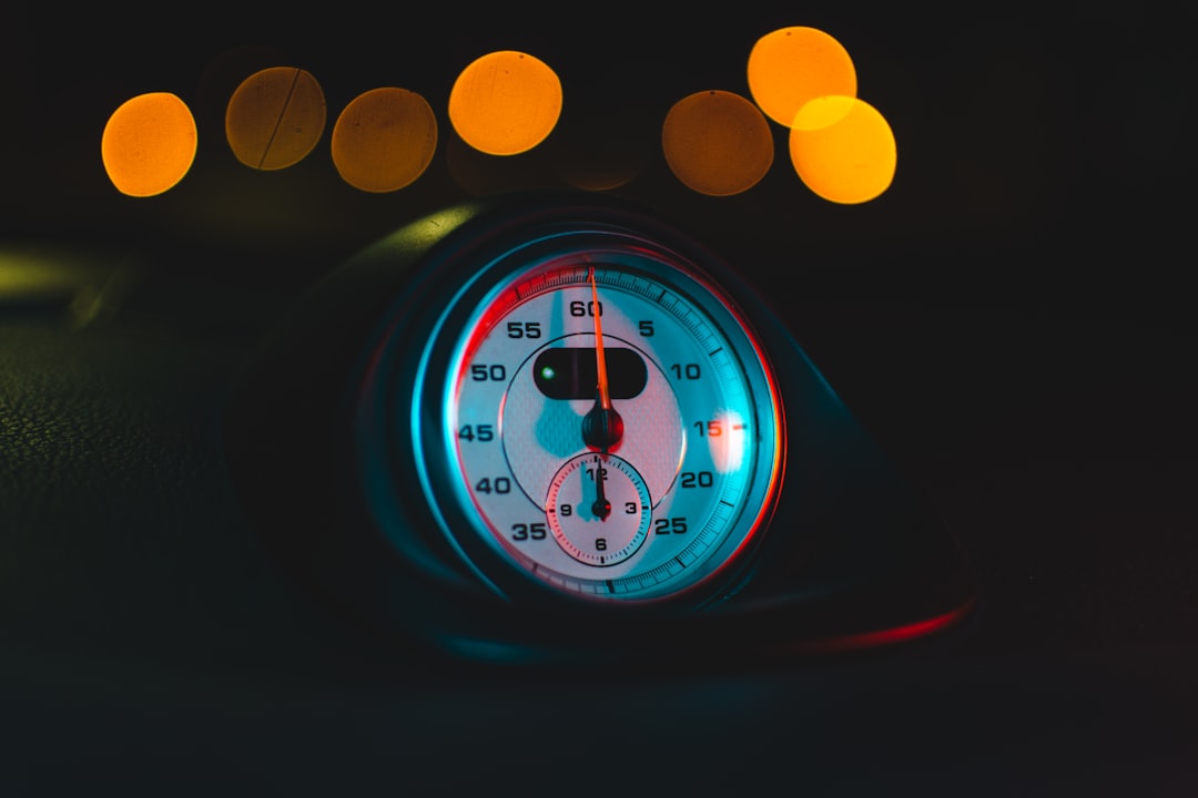 Sunucu Performansı İzleme: Uçtan Uca Front-end ve API Rehberi